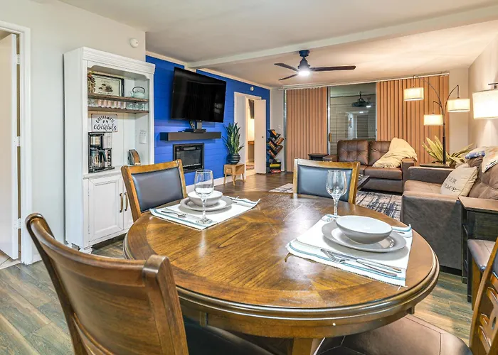 Holiday home < 1 Mi To Old Town Scottsdale: W/ Patio Scottsdale