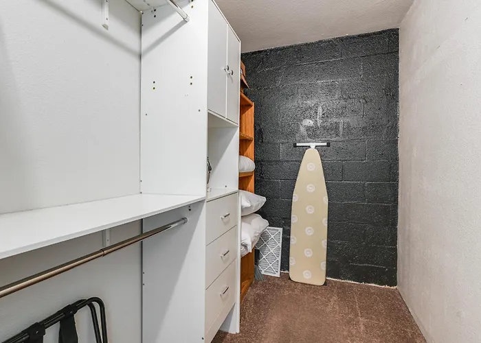 < 1 Mi To Old Town Scottsdale: W/ Patio Holiday home
