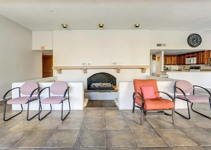 < 1 Mi To Old Town Scottsdale: W/ Patio