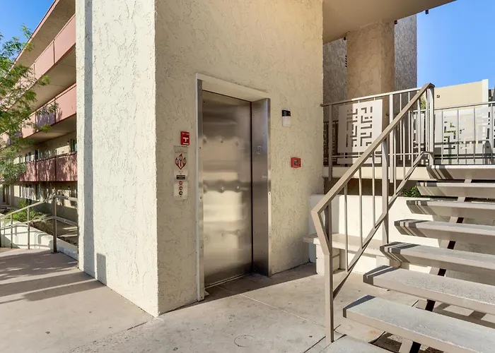 < 1 Mi To Old Town Scottsdale: W/ Patio Holiday home Scottsdale